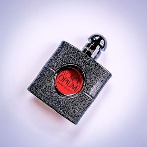 Yves Saint Laurent Black Opium Eau de Parfum